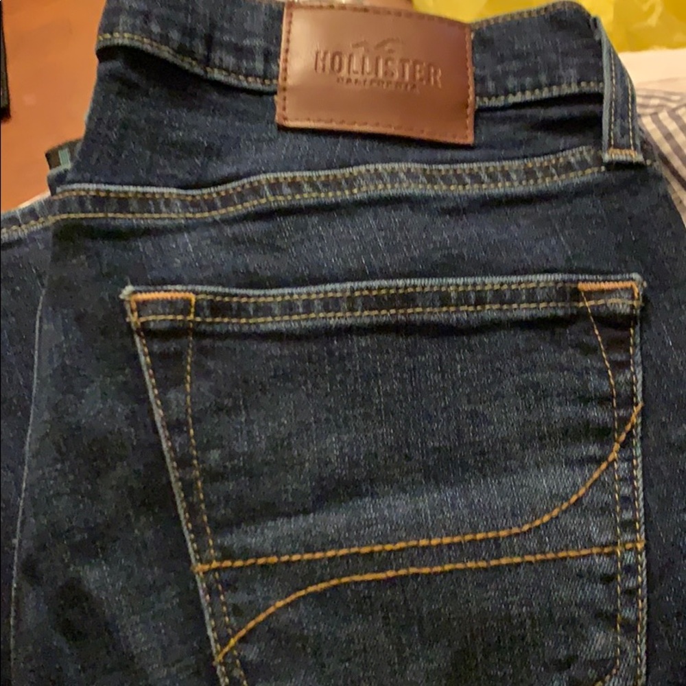 NWOT, never worn, Hollister jeans, sz 30 x 32